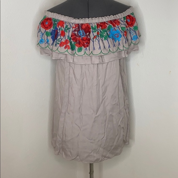 NWT Umgee embroidered gray dress Small - Picture 3 of 6